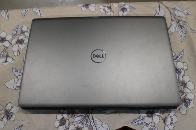 Dell Precision Laptop 7760. Warranty to December 2025(#34355-1) in Laptops in City of Halifax - Image 4