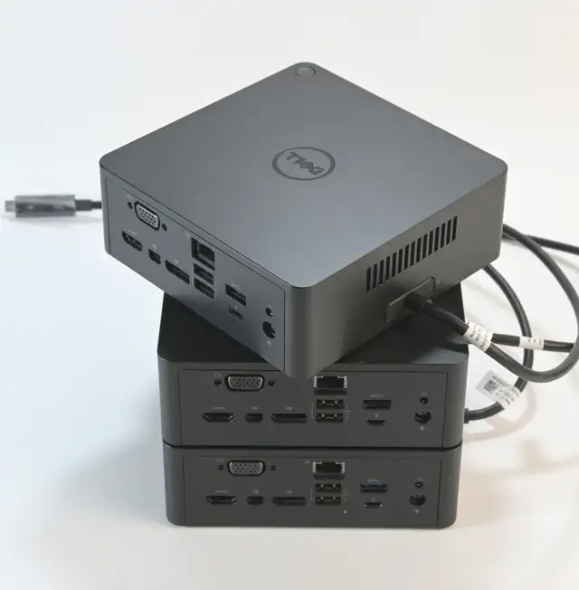 Lot of 3 Dell K16A USB-C TB16 Thunderbolt Docking Stations K1600 in Laptop Accessories in City of Toronto - Image 2