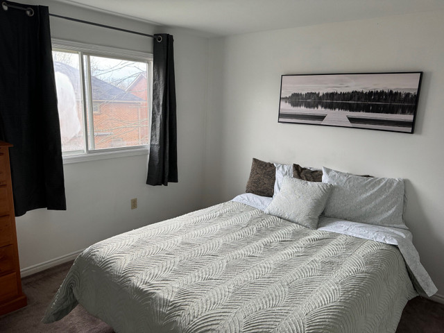 Private Room for rent in Room Rentals & Roommates in Oshawa / Durham Region