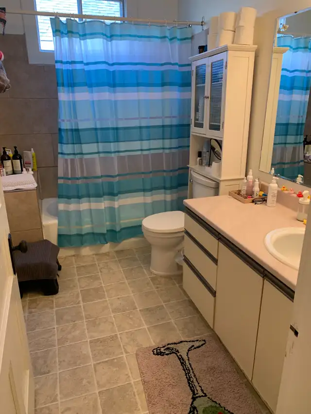 Room for sublet NEAR DAL!!! in Short Term Rentals in City of Halifax - Image 3