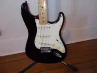 FENDER STRAT made in mexico