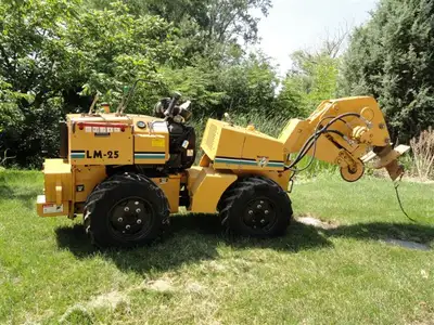 SOLD Just like NEW LM 25 pipe / cable puller with front boring attachment. Comes with finger for irr...