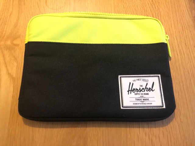 Herschel Tablet, small laptop sleeve bag in iPad & Tablet Accessories in City of Toronto