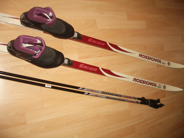 Kit:  ski de fond  ROSSIGNOL  XC 203 cm + bottes Salomon 12 US m dans Ski  à Ville de Montréal - Image 2