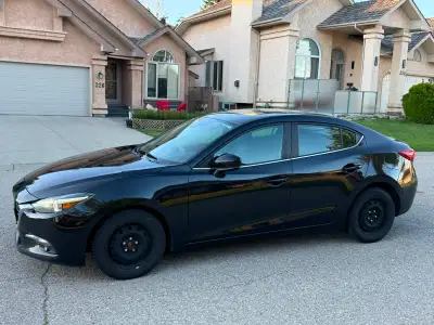 Beautiful and well-maintained 2018 Mazda3 Grand Touring with the sought-after 2.5L Skyactiv-G engine...