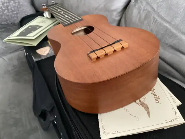 Ukulele Kiwaya KS-1 Soprano in Guitars in Sherbrooke - Image 8