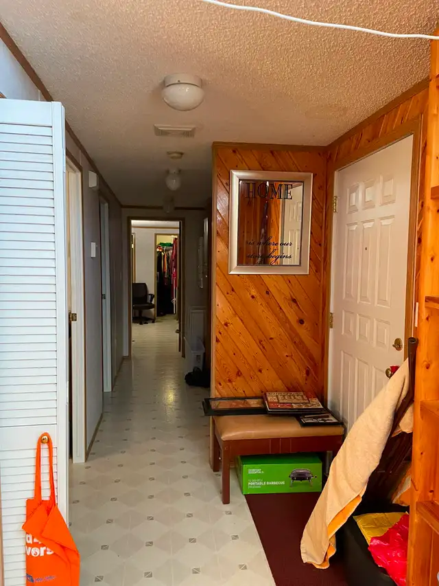 Trailer and lot close to river in subdivision in Houses for Sale in La Ronge - Image 7