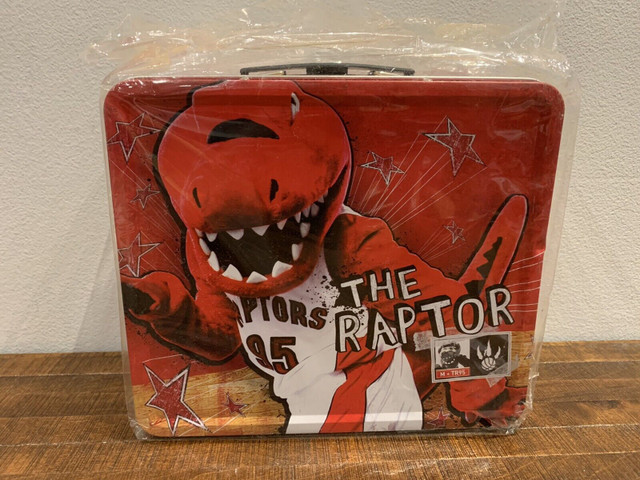 **NEW** Toronto Raptors Chris Bosh lunch box in Arts & Collectibles in Mississauga / Peel Region - Image 2