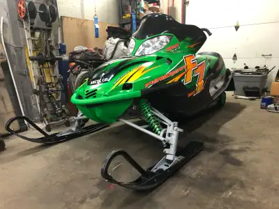 Artic cat F7 EFI 2006 Diamond drive en bonne condition physique à vendre dans l’état Remonter de A à...
