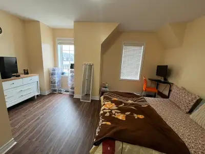 Room for rent 525$ in sharing for . All utilities included with high speed wifi. bus service 2 min w...