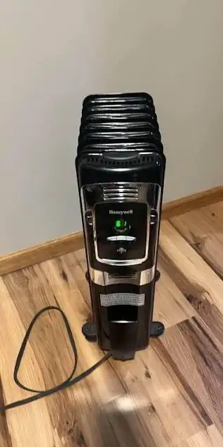 Honeywell Digital Electric Oil Filled Space Heater (like new), View more