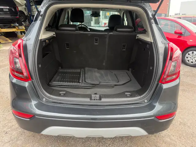 2018 Buick Encore. A tiny one owner SUV. CERTIFIED, WARRANTY in Cars & Trucks in City of Toronto - Image 7
