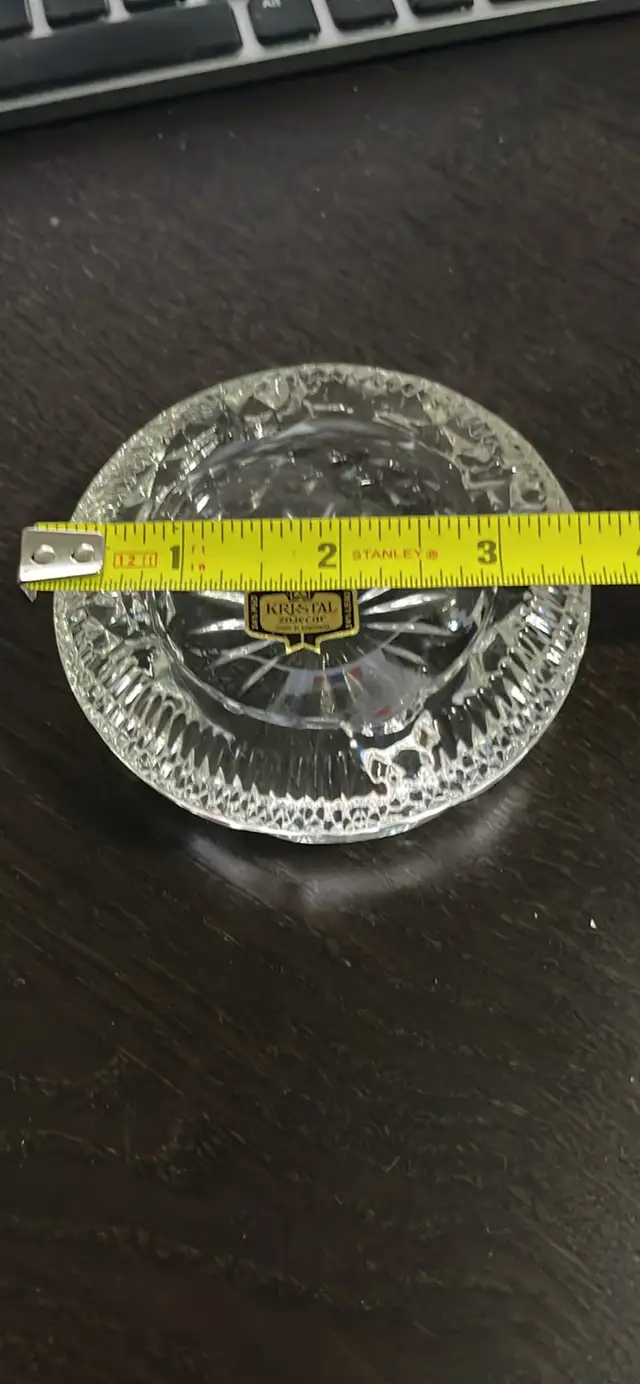 Vintage Zajecar Made in Yugoslavia 24% Lead Crystal Ashtray  in Arts & Collectibles in Mississauga / Peel Region - Image 4