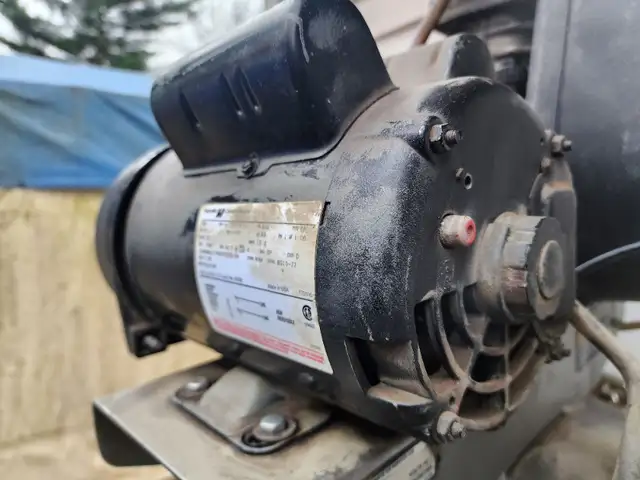 Campbell Hausfeld in Power Tools in Windsor Region - Image 5