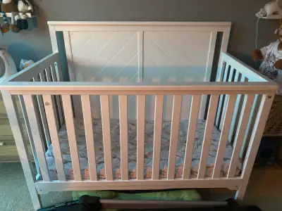 Free crib! Read description , View more