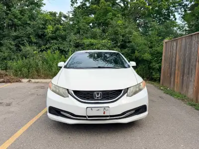 Selling beautiful Honda civic. The car drives and run smoothly. Fuel efficiency and cheap to maintai...