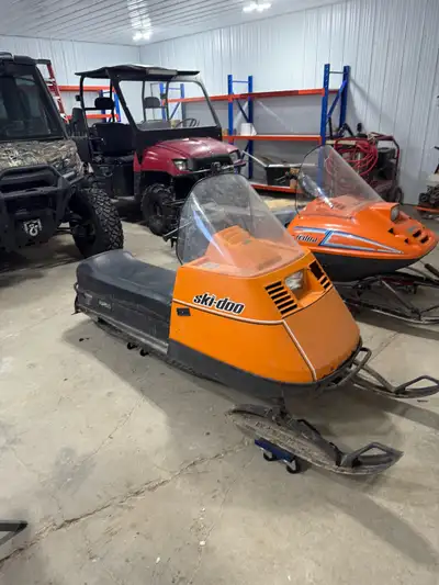 Selling 84 elan single 250cc. Good little machine but the kids have out grown it. Trappers special a...