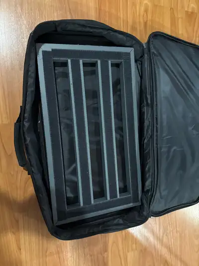 Pedal Board with gig bag , View more