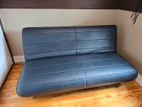 Sofa lit  72" X 48"