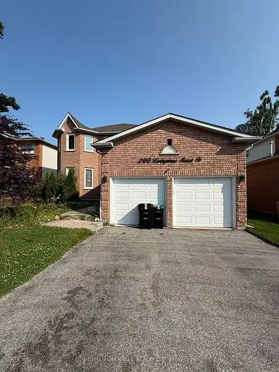 TURN-KEY FAMILY GEM IN PRIME BARRIE LOCATION | $799,000 Anne St. N & Livingstone St W ️ 4 Beds | 3 B...