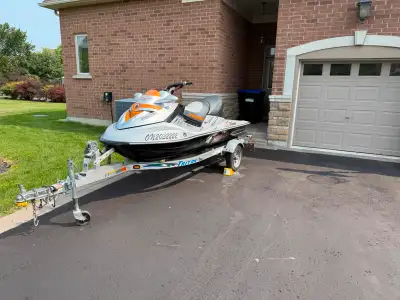 2009 Seadoo Rxt-x 255 3 seater supercharged 114 hours. Comes with learner key and normal key. Also,...