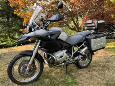 If you are looking for a BMW R 1200 GS that has been really well maintained with only highway kms, t...
