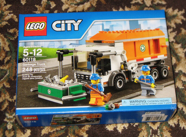 New LEGO CITY: Garbage Truck Set 60118 (2016) Sealed Retired | Toys & Games  | Edmonton | Kijiji