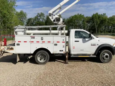2016 Dodge Altec AT37G Articulating & Telescopic Mileage 189,157 Automatic 2016 Ram 5500 4x4 service...