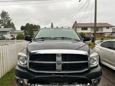 2008 dodge power wagon single cab long box.you probably won’t find another one there rare in single...
