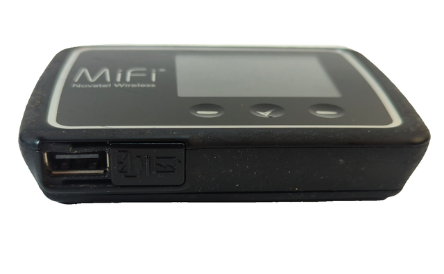 Unlocked Novatel MiFi6630 Wireless 4G Mobile Hotspot WiFi Router in Networking in City of Toronto - Image 8