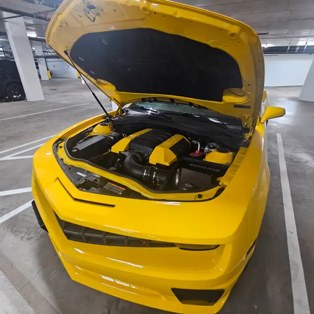 2010 Camaro SS transformers edition "Bumble Bee"63006661984131121