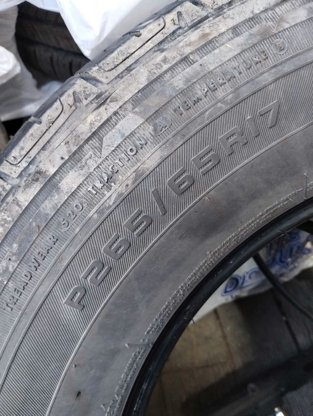 Tires for Tacoma  dans Ventes de garage  à Ottawa - Image 2