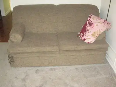 Downsizing; Bed sofa for sale. Double size. Reasonably doo condition, Has not been used in 10 years....