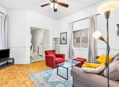 3 chambres fermées dans un grand 61/2 près centre-ville, meublé