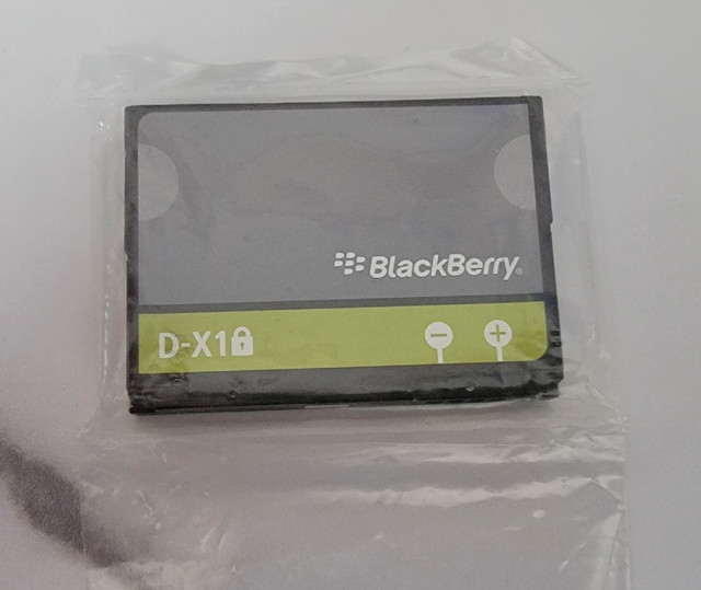 BlackBerry D-X1 battery - NEW in Cell Phone Accessories in Kitchener / Waterloo