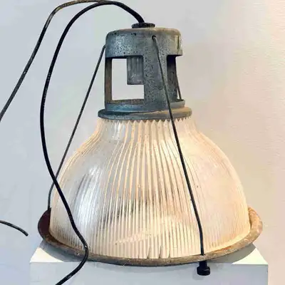 VINTAGE AUTHENTIC LIGHTING 14"Industrial Holophane  685 Light, View more