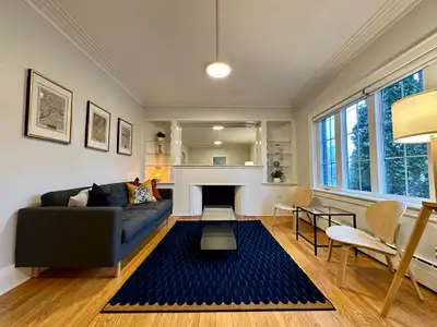 AVAILABLE MAY 01, 2026 Looking for clean and responsible non-smoking female students or young female...