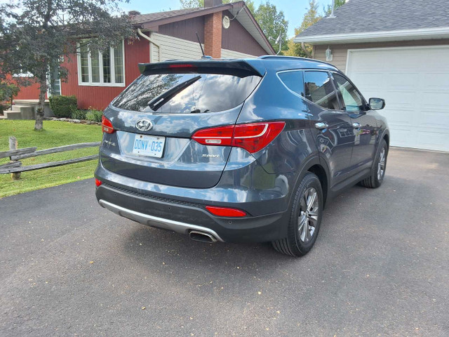 Car for sale in Cars & Trucks in Pembroke - Image 2
