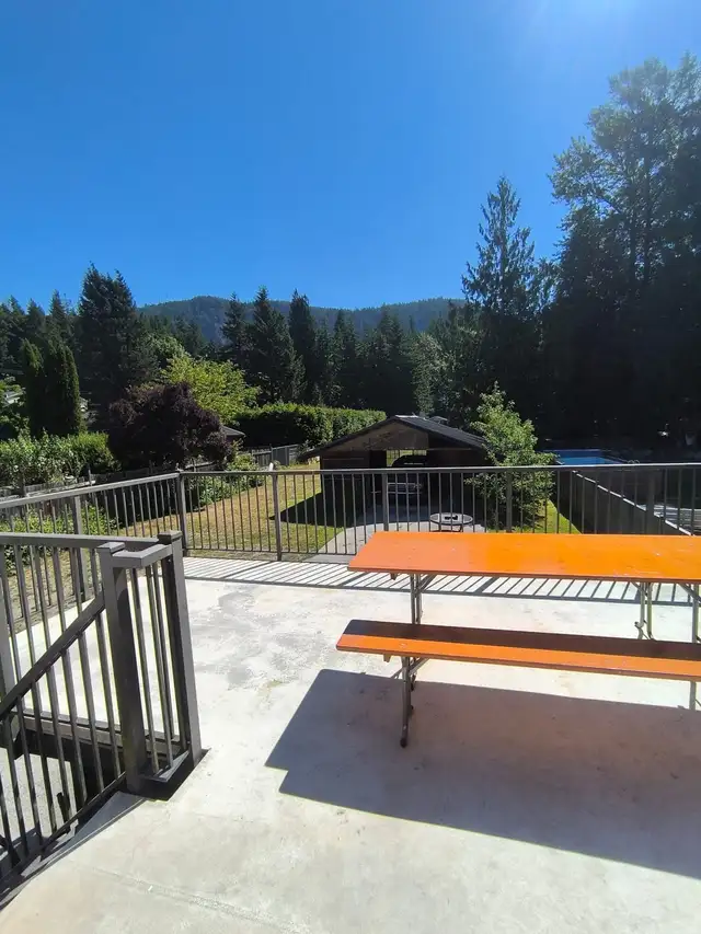 2 bedroom suite available Sept 15  in Long Term Rentals in Sunshine Coast - Image 2