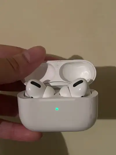 Apple Airpods Pro, View more