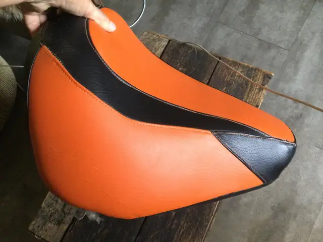 Siège  moto Harley  in Other in Longueuil / South Shore - Image 3