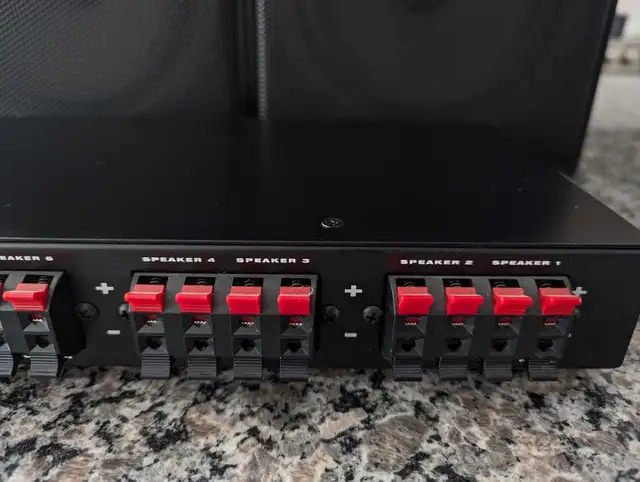 Sonance SS6 (6 Pair Speaker Selector)  in Speakers in Markham / York Region - Image 7