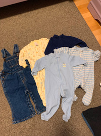 Gender Neutral clothing lot size 12 months
