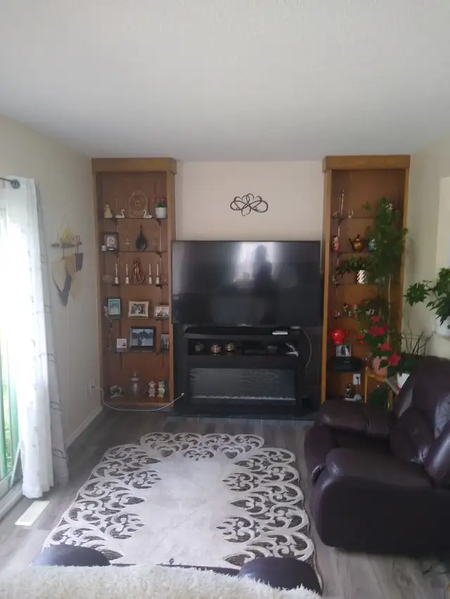 43 Millrise Crescent, SW, Calgary63013096358403124