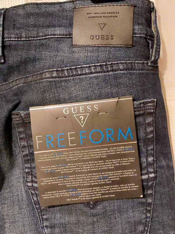 Guess Slim Straight Men's Jeans - Brand New-32 in Men's in City of Toronto - Image 3
