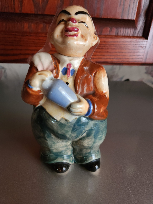 Antique bartender liquor decanter 1950's Japan in Arts & Collectibles in Belleville