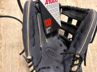 NEW Wilson A1000 12.5 inch Leather Catch Right Baseball Glove