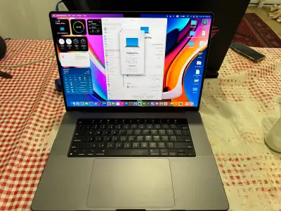16 inch Macbook Pro M2 Max, View more