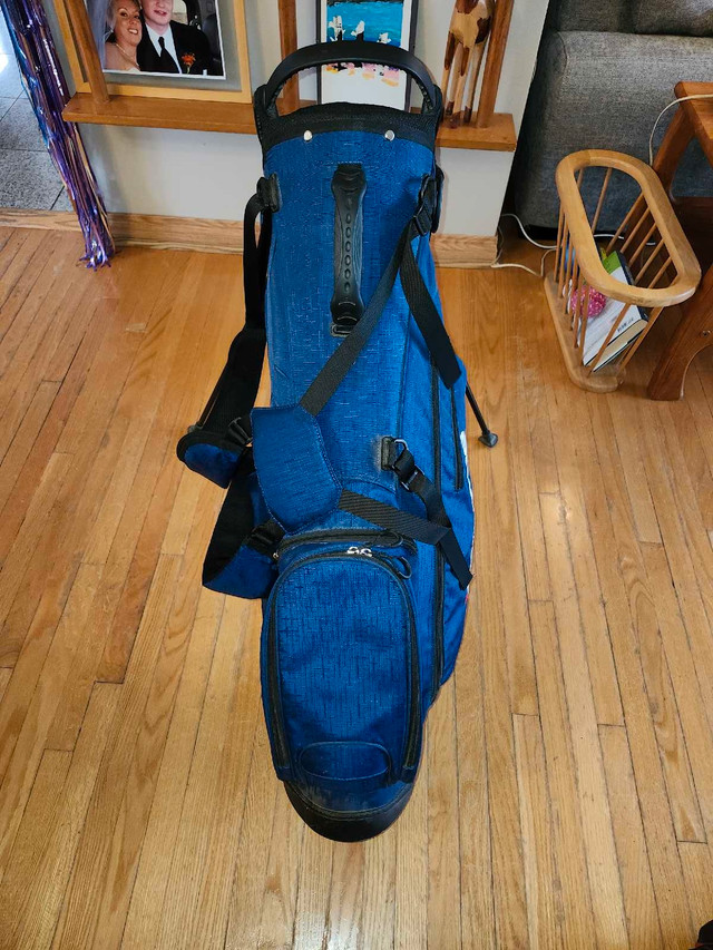 Golf Bag in Golf in Winnipeg - Image 4