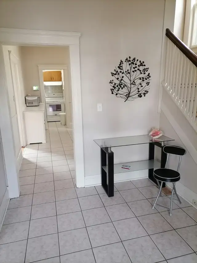 PRIVATE ROOM in a Large Home